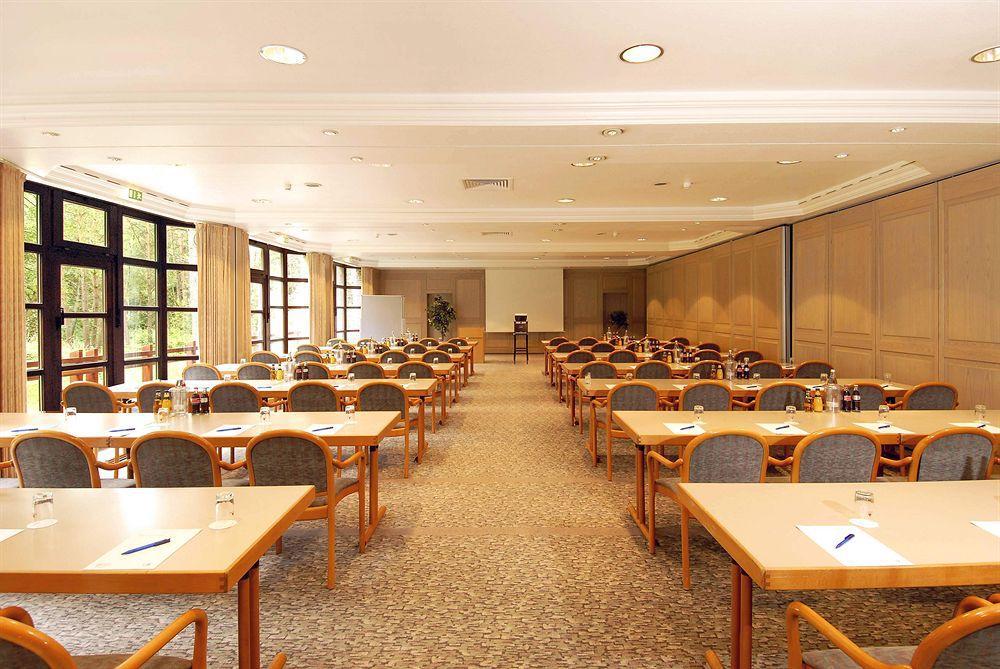 Balladins Superior Hotel Gutsmann Bad Bramstedt Facilidades foto